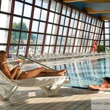 Cateski Dvorec Hotel