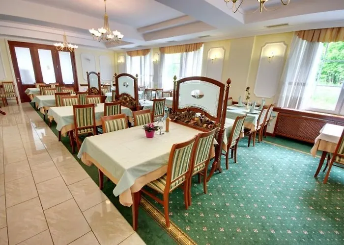 Hotel Cateski Dvorec Catez ob Savi