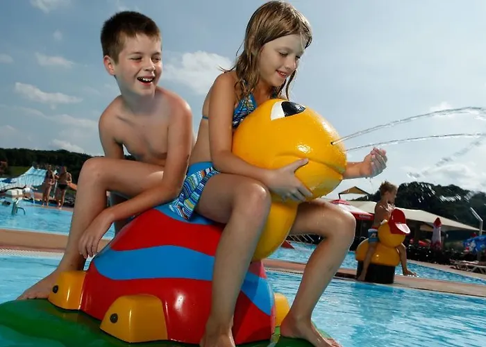 Hotel Cateski Dvorec 4*