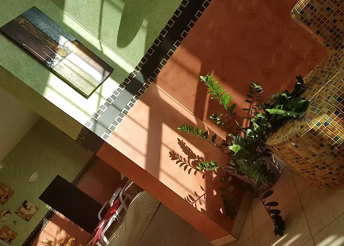 Cateski Dvorec Catez ob Savi