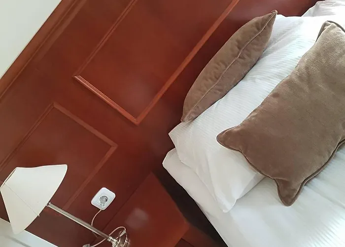 Hotel Cateski Dvorec 4*