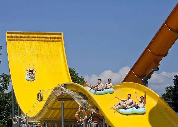 Cateski Dvorec Hotel 4*